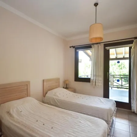 Sleeps 8 Pool Air Con Wifi T775787 ヴィラ *
